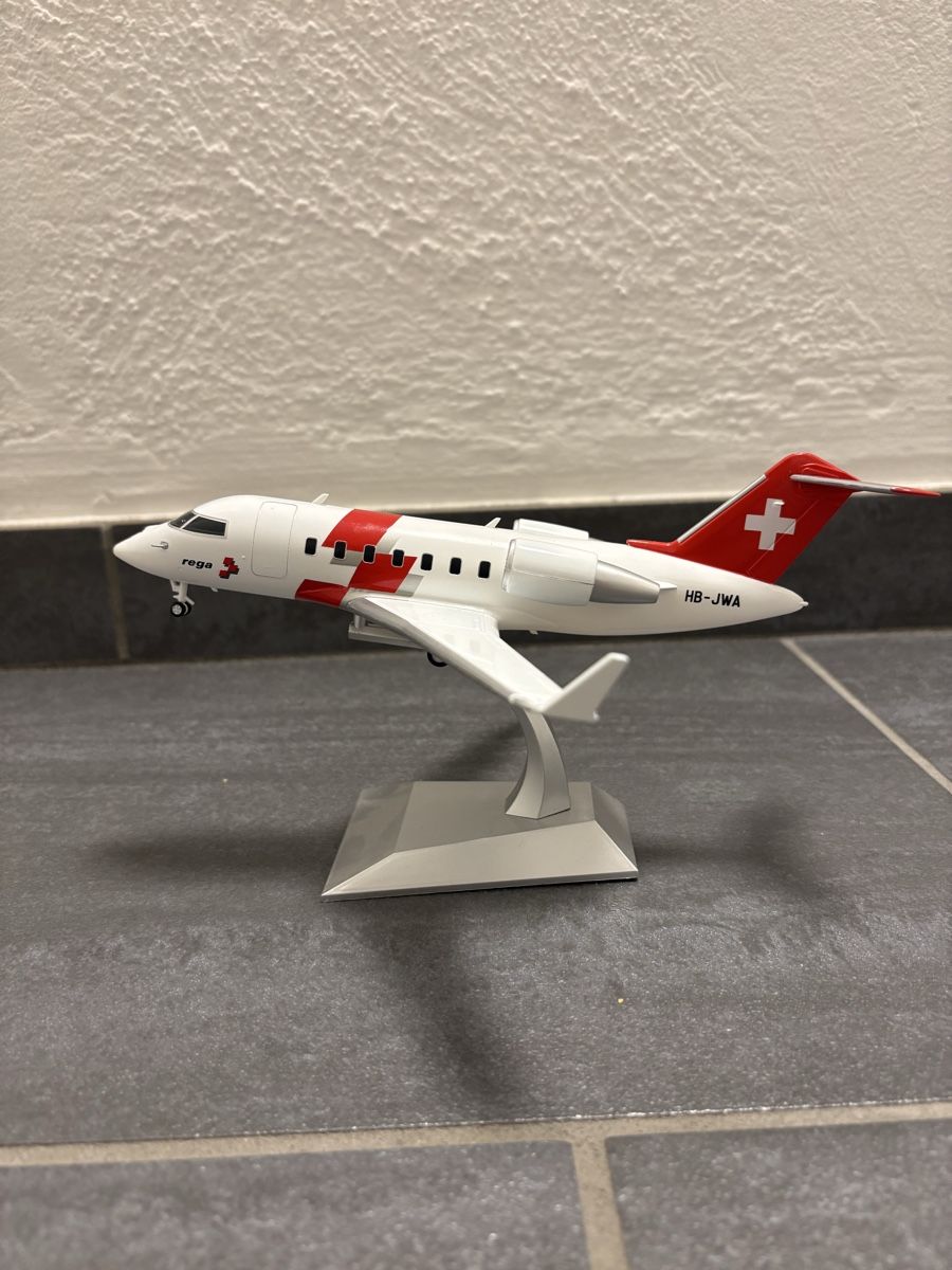Rega Kit di modellismo & Modellini statici: Rega Jet Challenger 650 1:100 – Nuovo (secondo la descrizione) da Rümlang venduto da svent 3