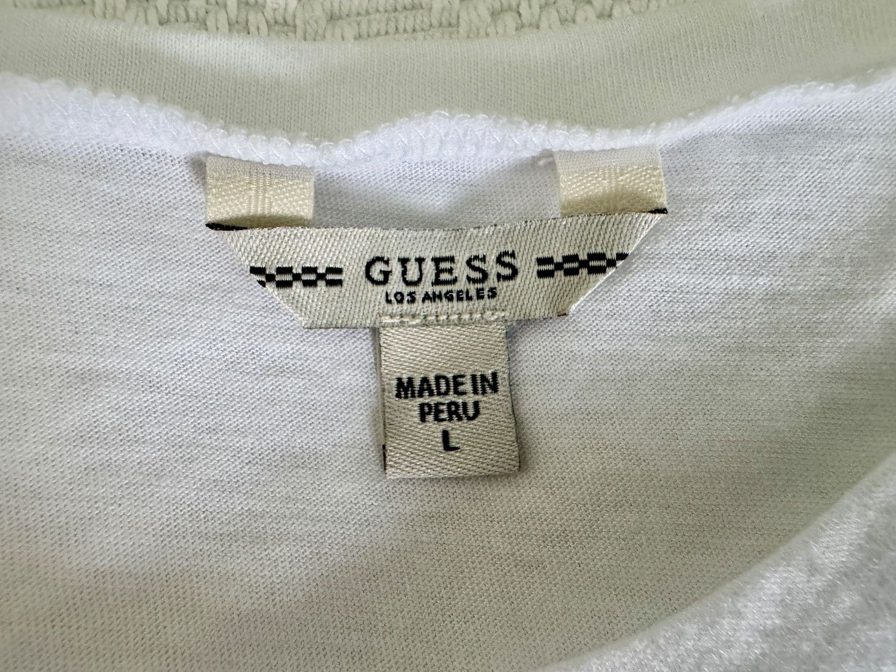 Guess T-shirt: Shirt, Guess, Grösse L, weiss – Nuovo e nell'imballaggio originale da Erlinsbach SO venduto da Romstrasse 3