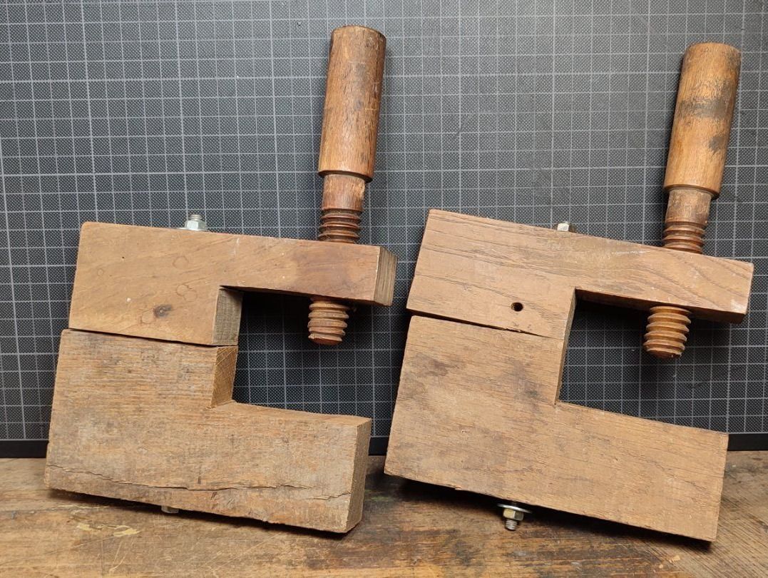 Tutti gli attrezzi: 2 Wunderschöne alte Holz Schraubzwingen – Usato da Gelterkinden venduto da MYSTOREFORYOU4460