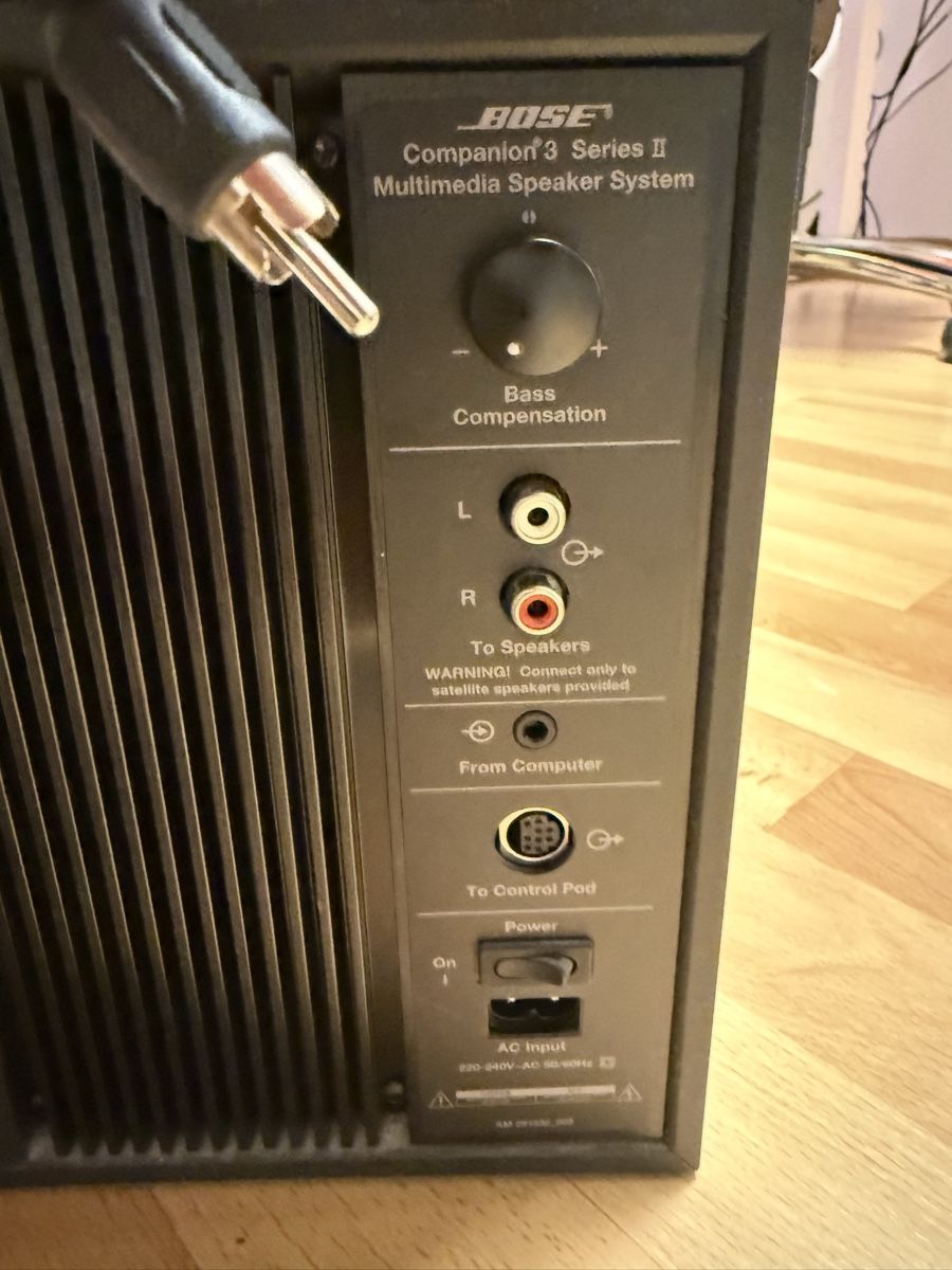 Bose Casse acustiche: Bose Lautsprecher System Subwoofer Set – Usato da Winterthur venduto da Redbasecap 1