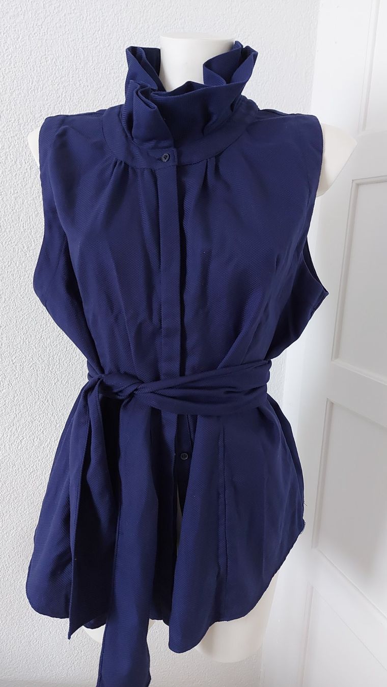 Blusen: Elegante Damenbluse dunkelblau VAN LACK – Gebraucht aus Nebikon von Draga25 3
