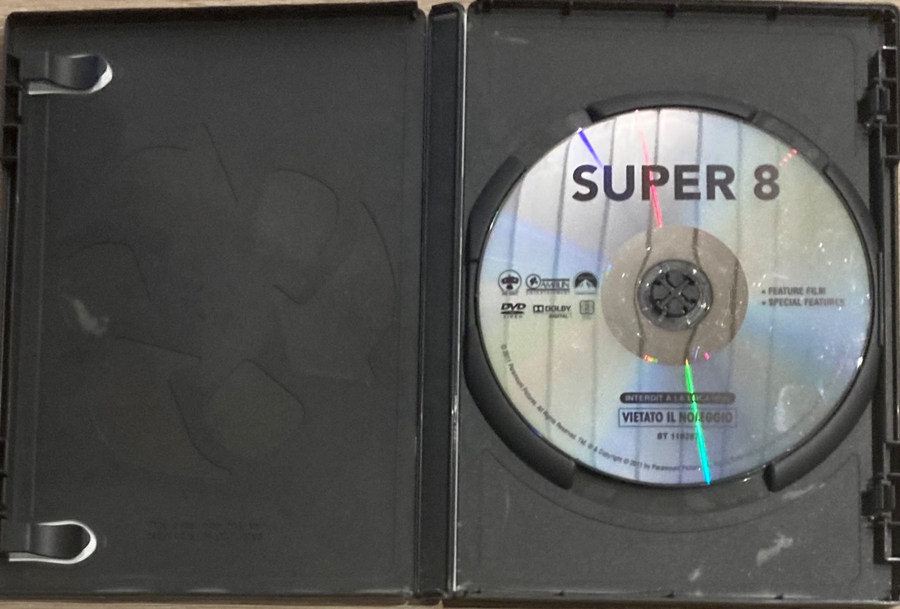 Tutti i DVDs: SUPER 8 (STEVEN SPIELBERG) – Usato da Poliez-Pittet venduto da Newtown-Records 2