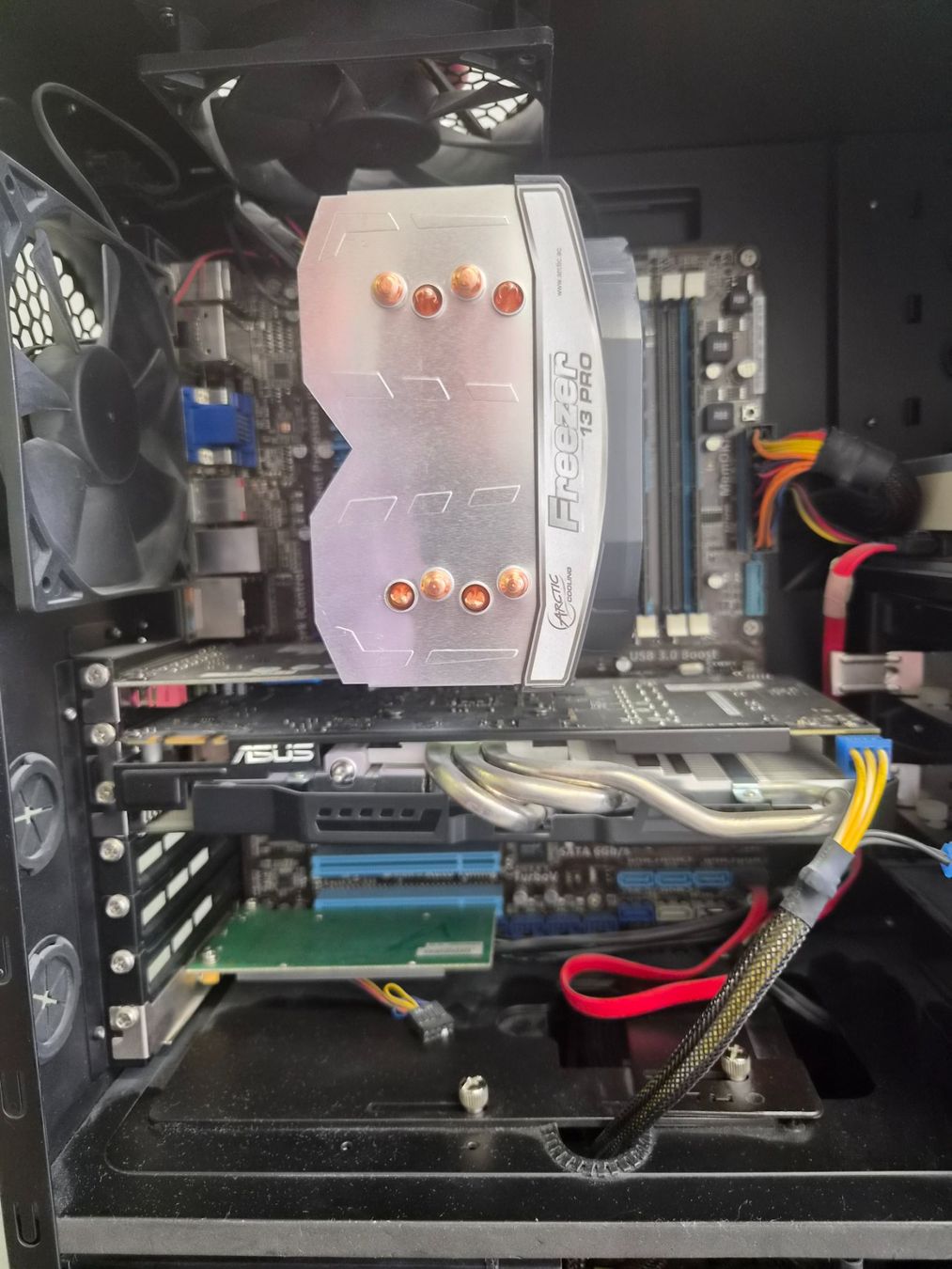 Asus PCs: Asus PC i5 – D'occasion à Domat Ems par tchnesa 5