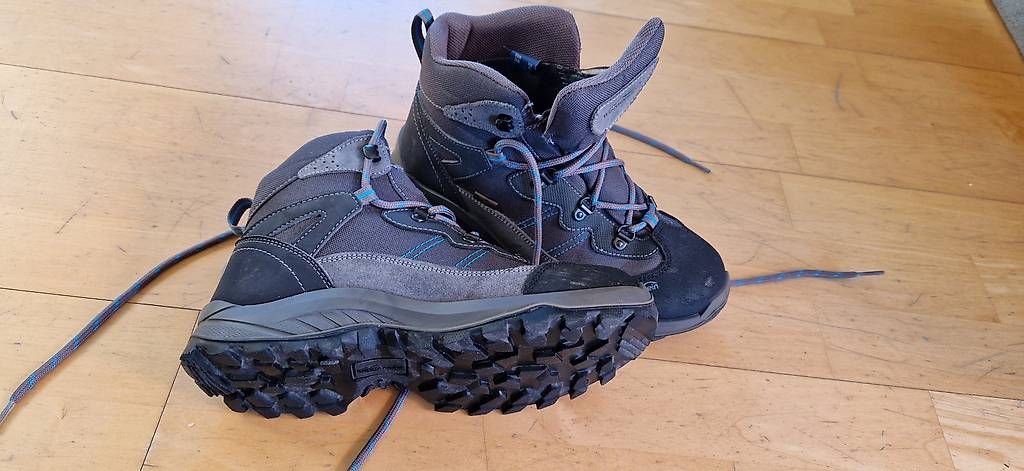 Chaussures hommes: Trekkingschuhe – D'occasion à Kerns par Roterstern