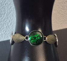 Bracciale Vintage donna con pietra verde e foglie dorate