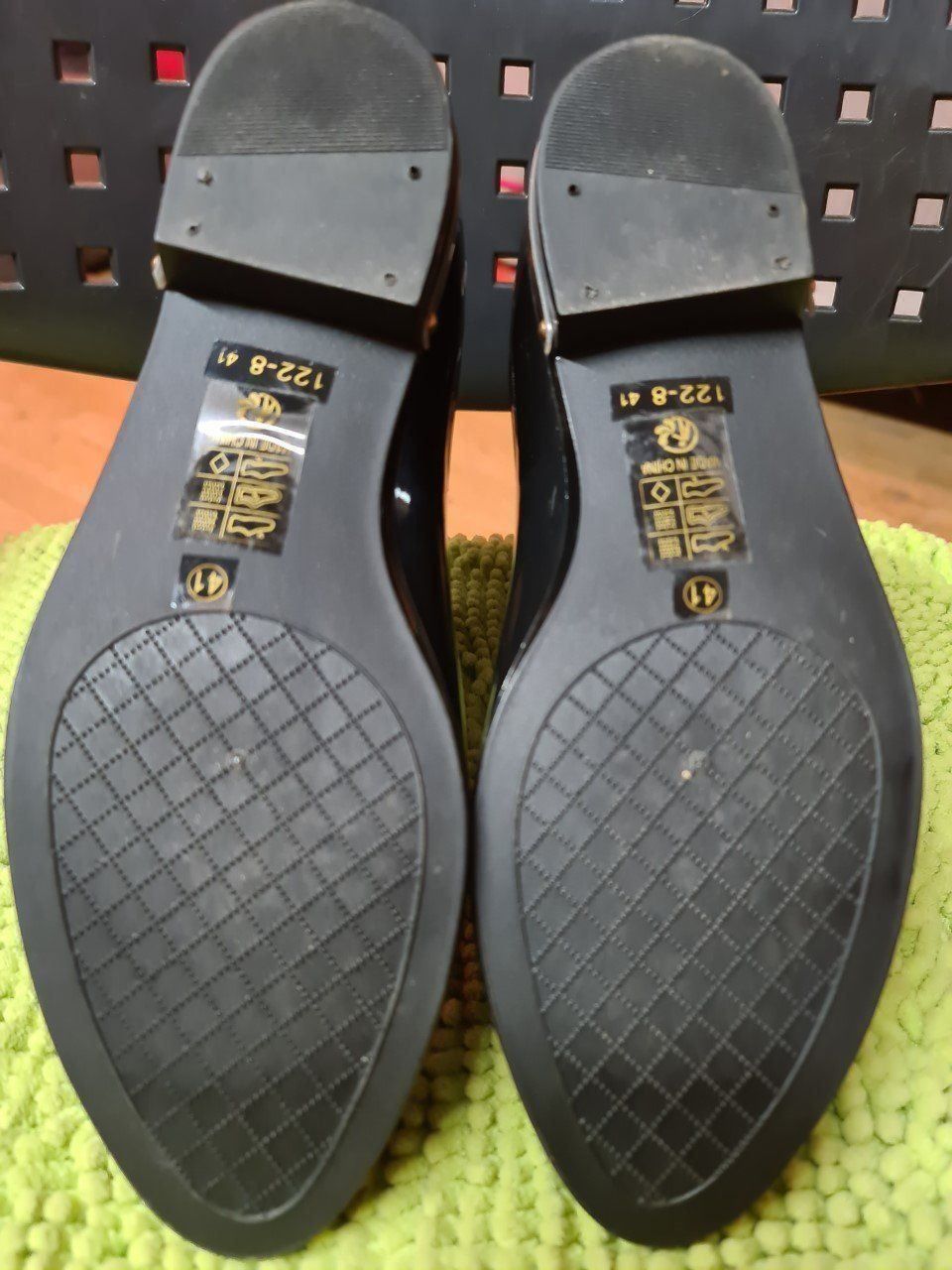 Scarpe da donna: Damen Stiefeletten Grösse 41 – Nuovo (secondo la descrizione) da Bellerive VD venduto da Hermes5 2