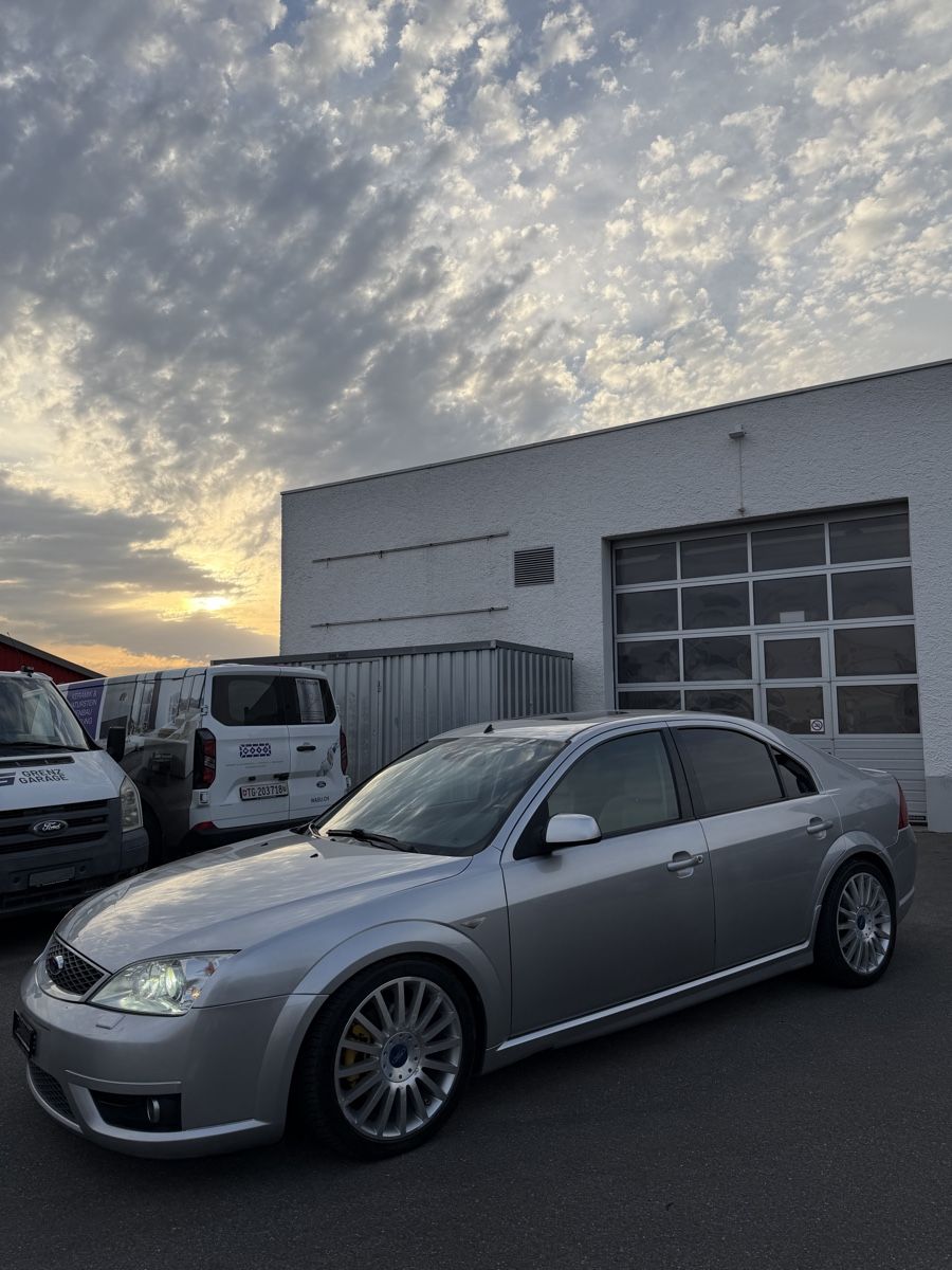 Ford Autos: Ford Mondeo ST220 - ab MFK – D'occasion à Bronschhofen par SezoCarsector 1