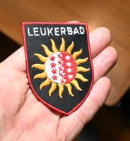 VINTAGE Badge LEUKERBAD nos ST. GALLER STICKEREI
