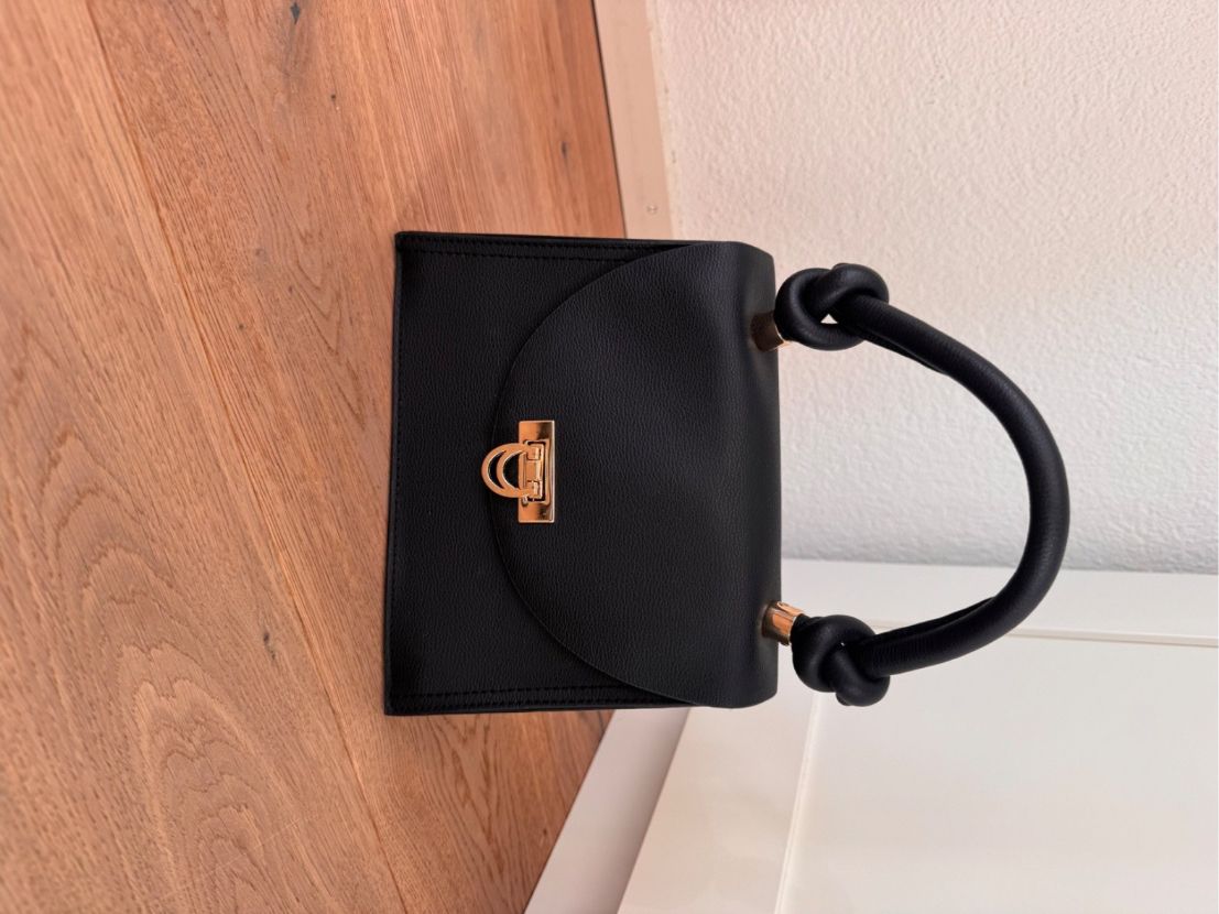 Primark Borse da donna: Handtasche Schwarz Primark – Usato da Richterswil venduto da chicky_8