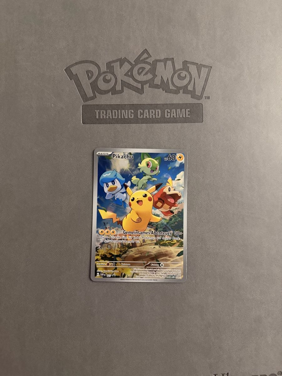 Pokémon Cartes à collectionner: Pikachu (SVP 027) – D'occasion à Biel/Bienne par SeeLoewe55