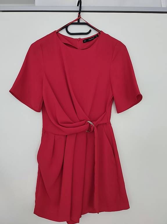 Tute: Zara Jumpsuit xs – Usato da Basel venduto da dap_khz5