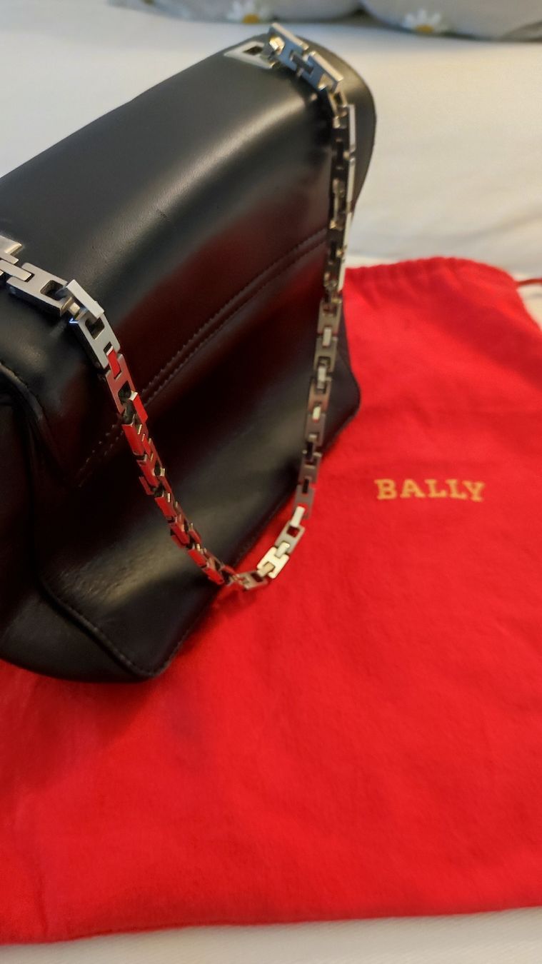 Bally Borse da donna: Bally Handtasche mit Kette mit Staubbeutel! – Usato da Stäfa venduto da modeflash 6