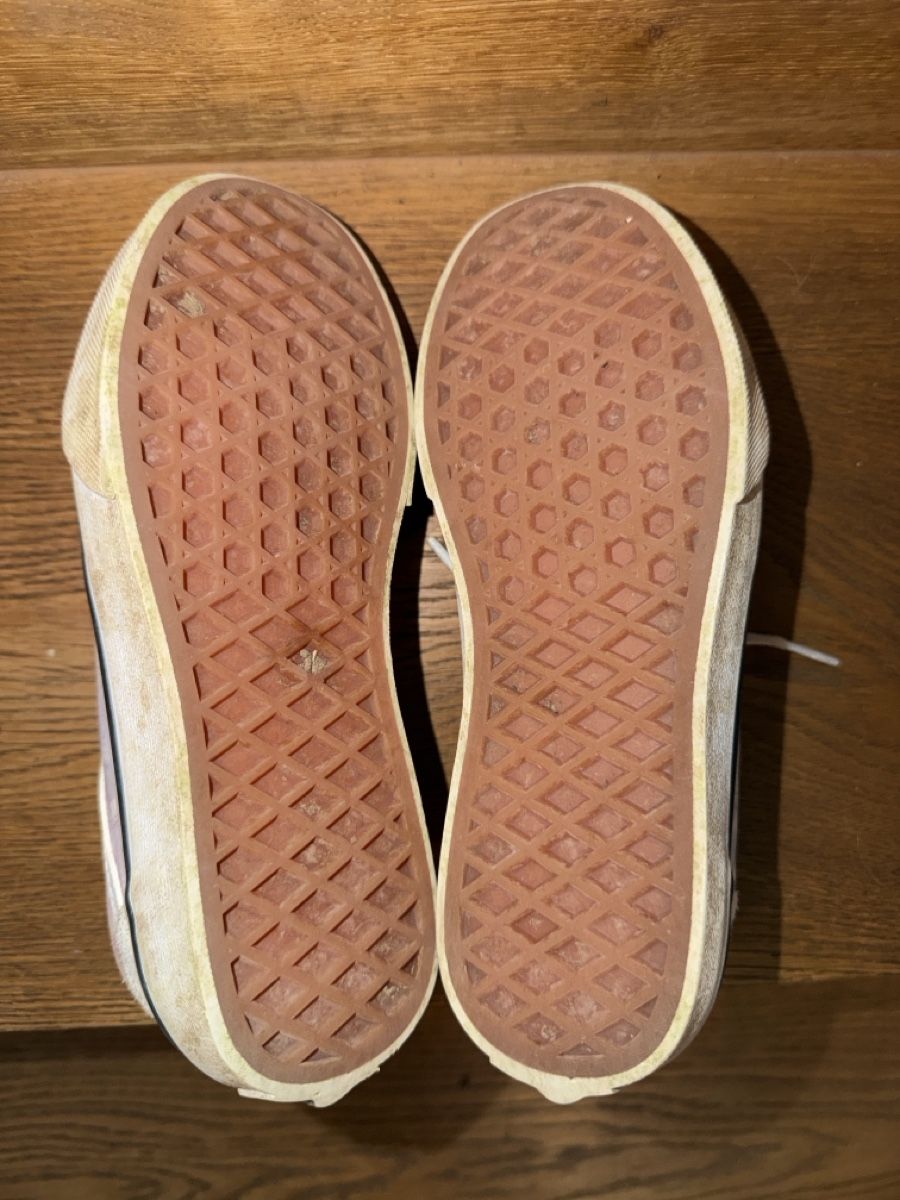 Vans Chaussures filles: Vans Turnschuhe Grösse 33  – D'occasion à Birmensdorf ZH par PolzerJ1 1