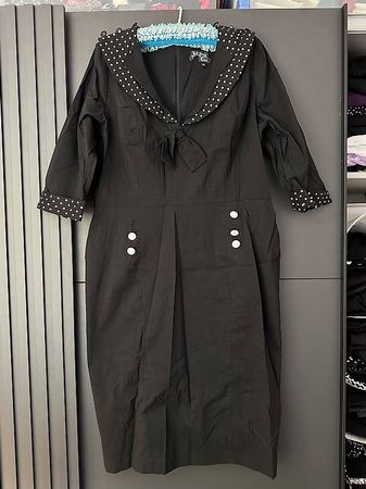 Robe pin-up manches 3/4