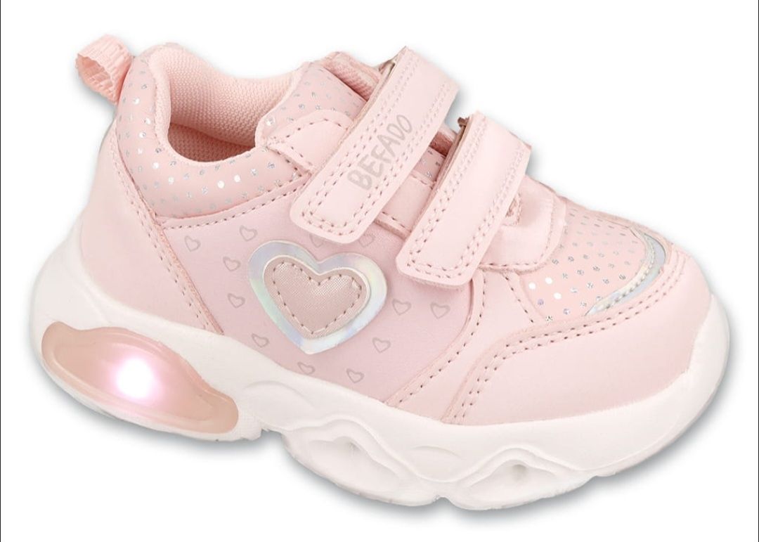 Scarpe per ragazze: Mädchen Sneaker, Gr. 24, Rosa mit Licht, Neu – Nuovo e nell'imballaggio originale da Flumenthal venduto da KET25_ch