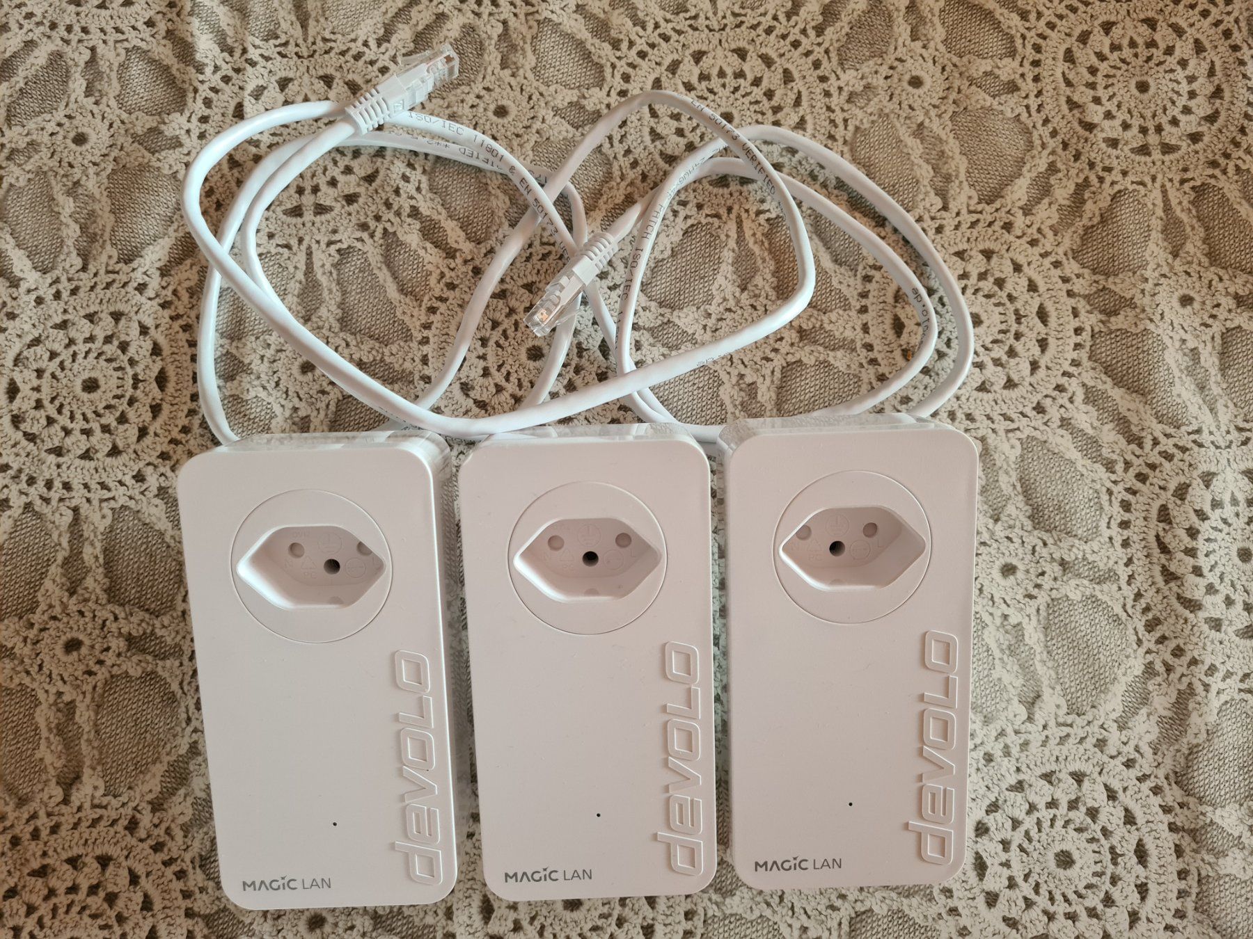 Devolo Laufwerke & Adapter: devolo Powerline Magic 1 LAN Adapter 3 Stück – Gebraucht aus Lütisburg-Station von Lukashuser