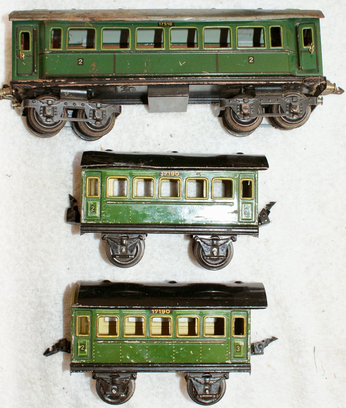Märklin Modellini di ferrovie: 3 wagons voyageurs Marklin,  échelle 0 – Usato da Morrens VD venduto da alain50