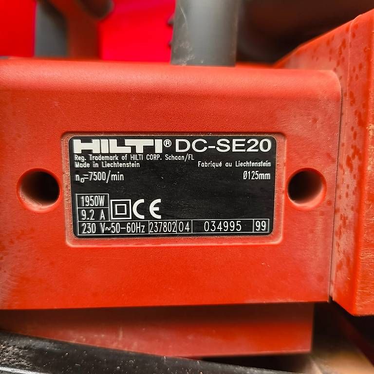 Tutte le macchine: Hilti DC-SE 20 Schlitzgerät – Usato da Pratteln venduto da mattia51 4