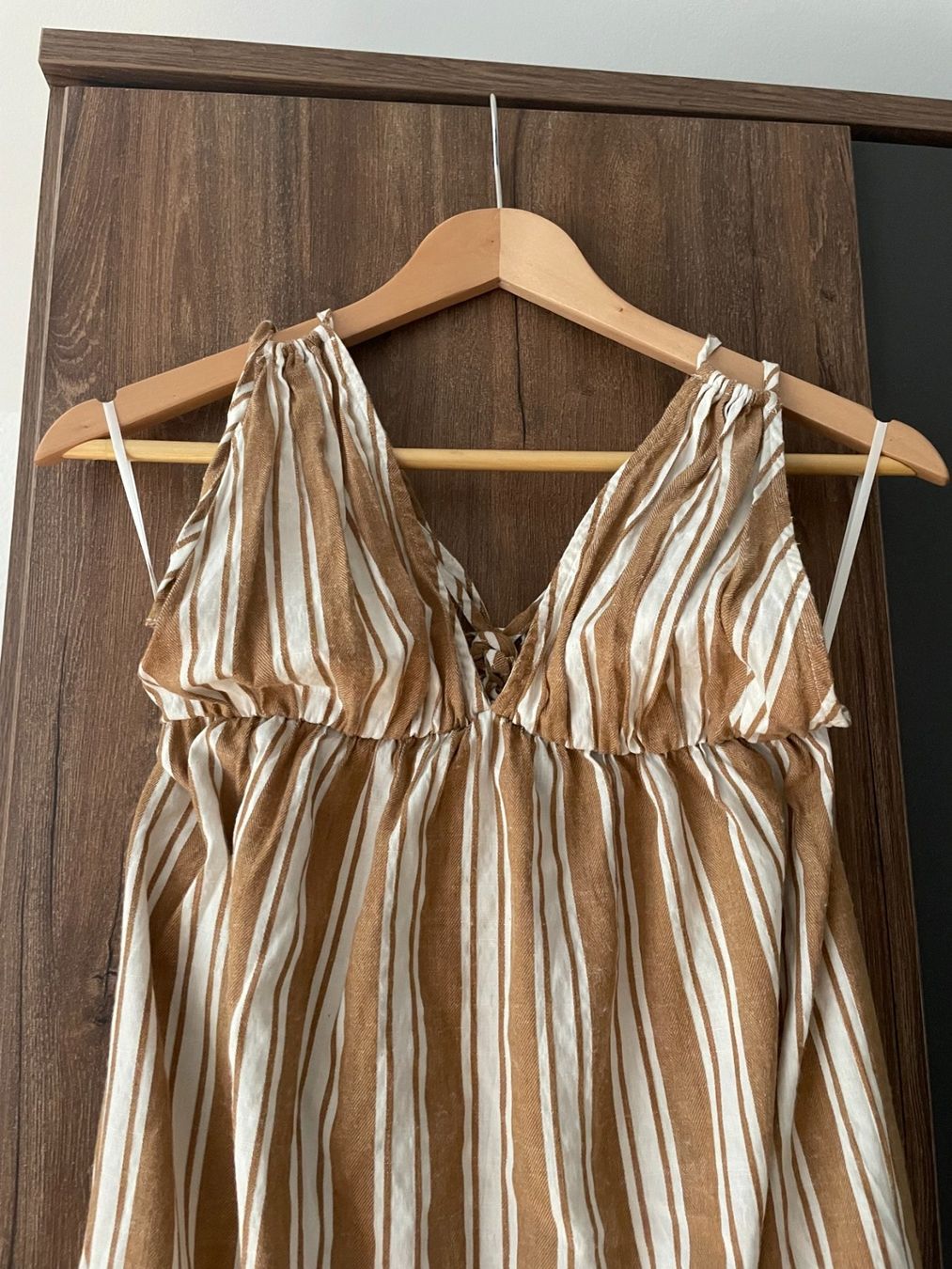 Shein Vestiti: Vestito beige e bianco Shein – Usato da Meilen venduto da val_tsv8