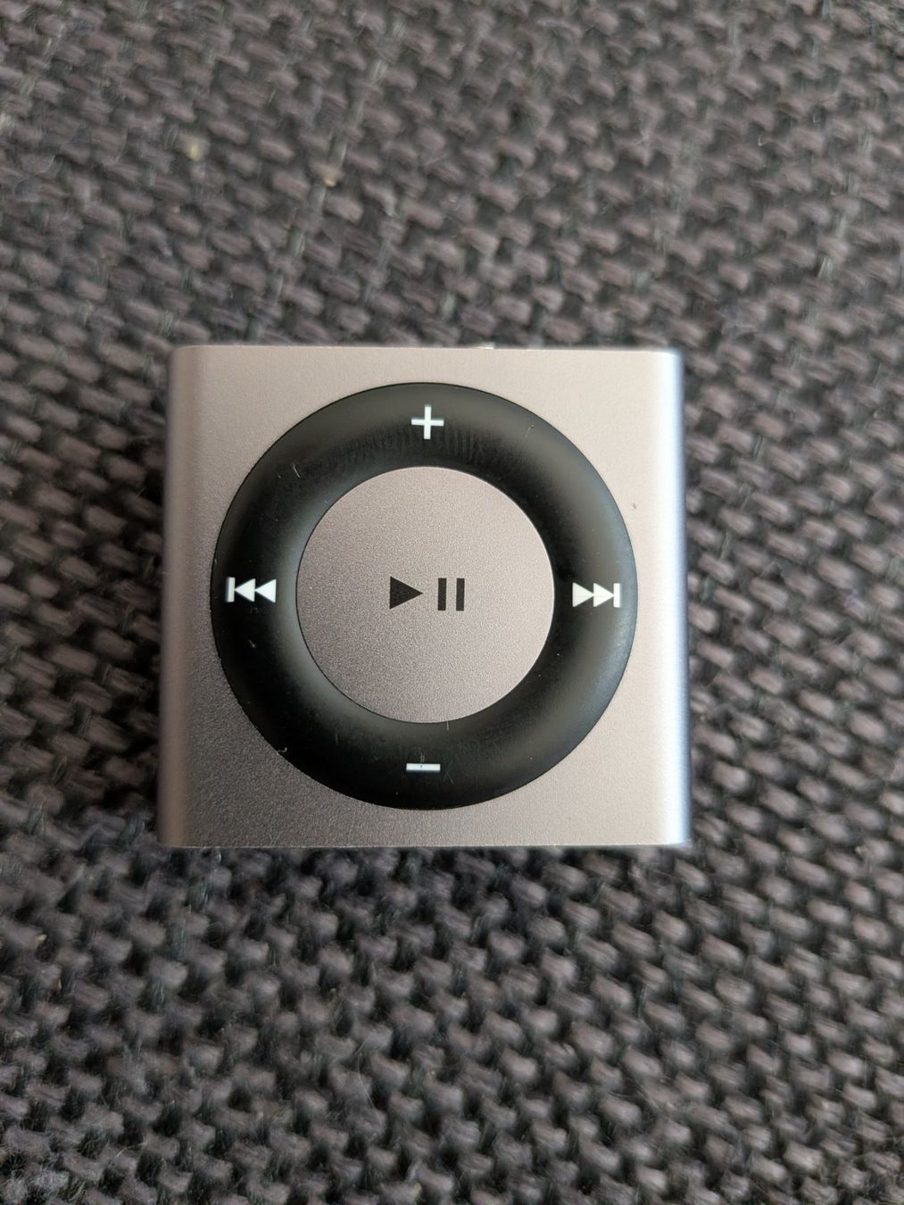 Apple Lettore multimediale portatile: iPod Shuffle 4. Generation - defekt – Usato da Frauenfeld venduto da Marzia.M