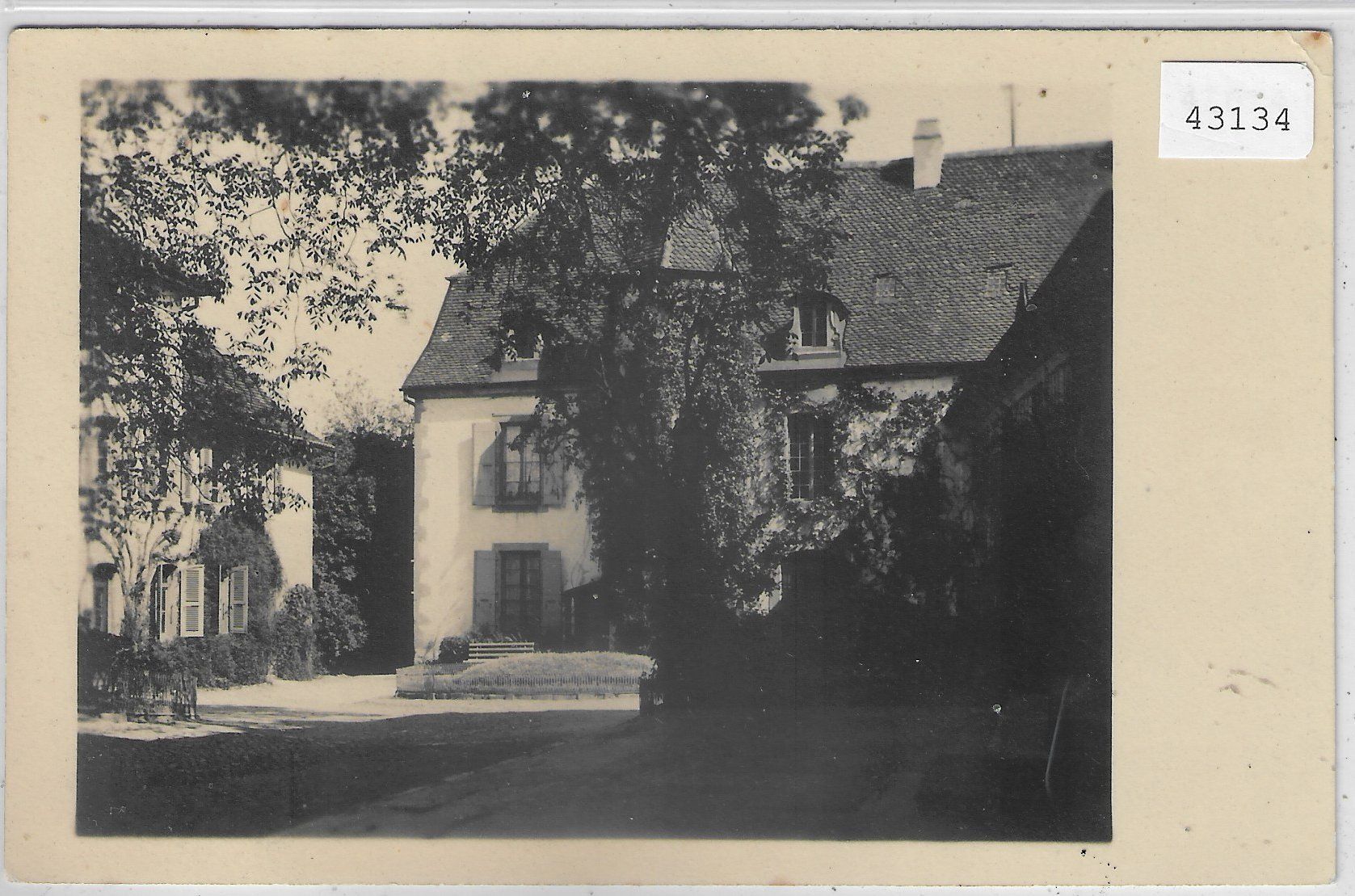 Cartoline postali: Villa in Thielle – Usato da Ettingen venduto da Kartenplanet