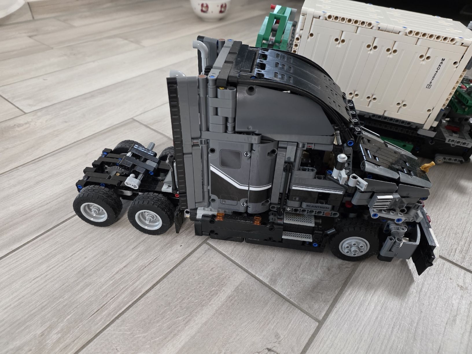 Lego Giocattoli: Lego Technic Truck Mack  42078 – Usato da Dorf venduto da Echo_Elements 4