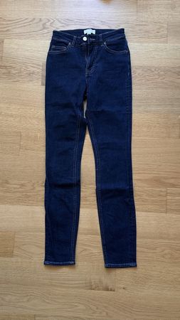  Skinny Jeans dunkelblau Grösse 34