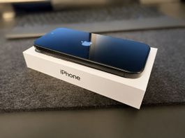 iPhone 16 Pro 512 GB – Black Titanium – Akku 92 %