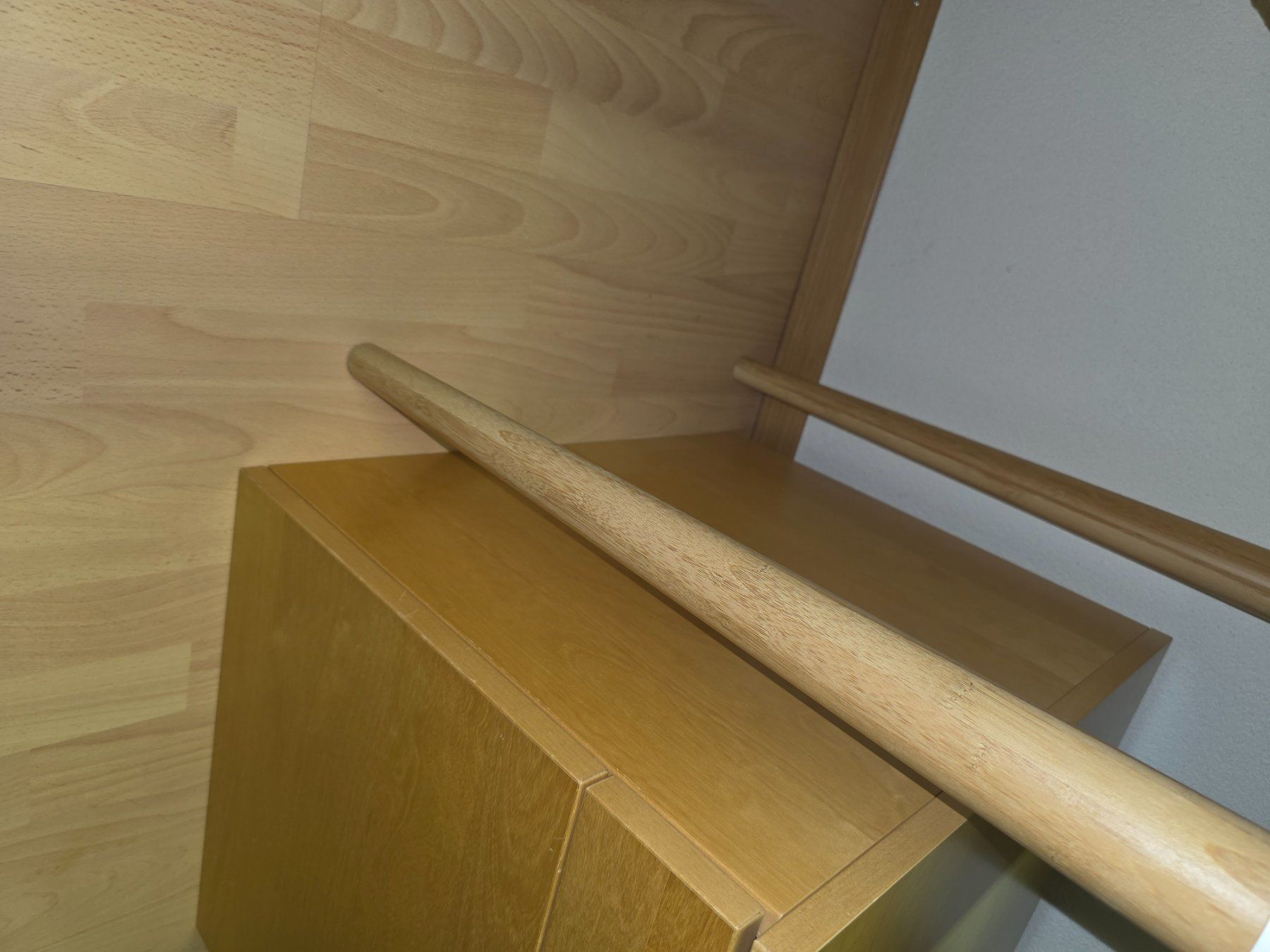 Ikea Banconi: GALANT Ikea Büromöbel / Korpus abschliessbar mit Code 🔑 – Usato da Madiswil venduto da Axenia01 4