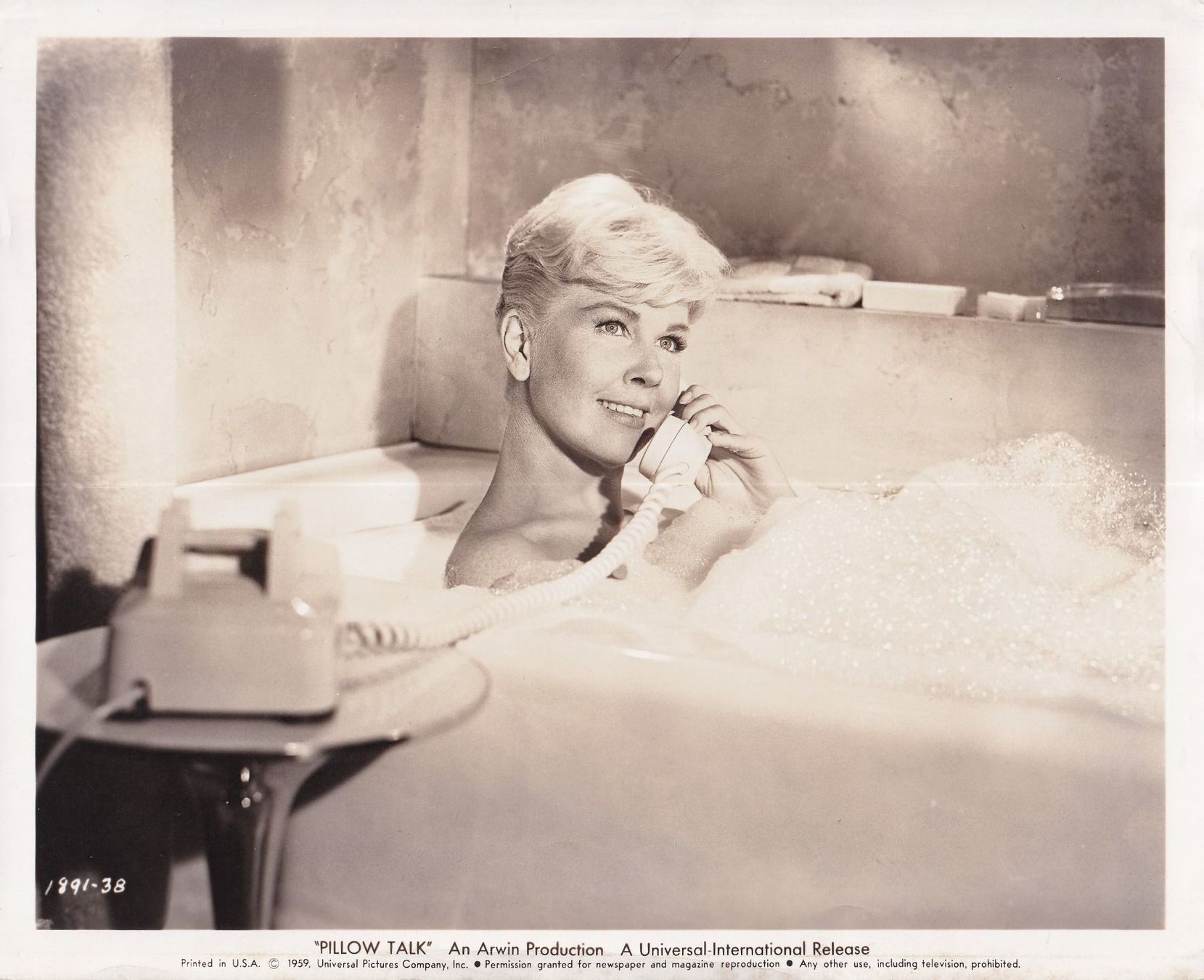 Cuscini: DORIS DAY "Pillowtalk" Vintage 1959 – Usato da St. Gallen venduto da OPEN