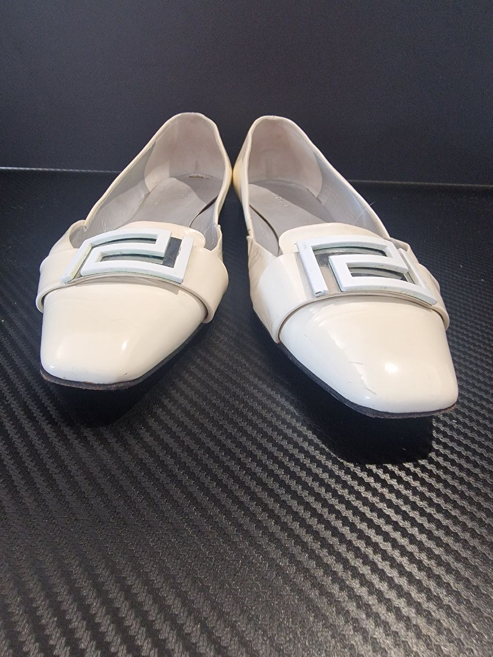 Versace Damenschuhe: Versace Ballerinas Gr. 39 Lackleder – Gebraucht aus Oberglatt ZH von Alischa1 4
