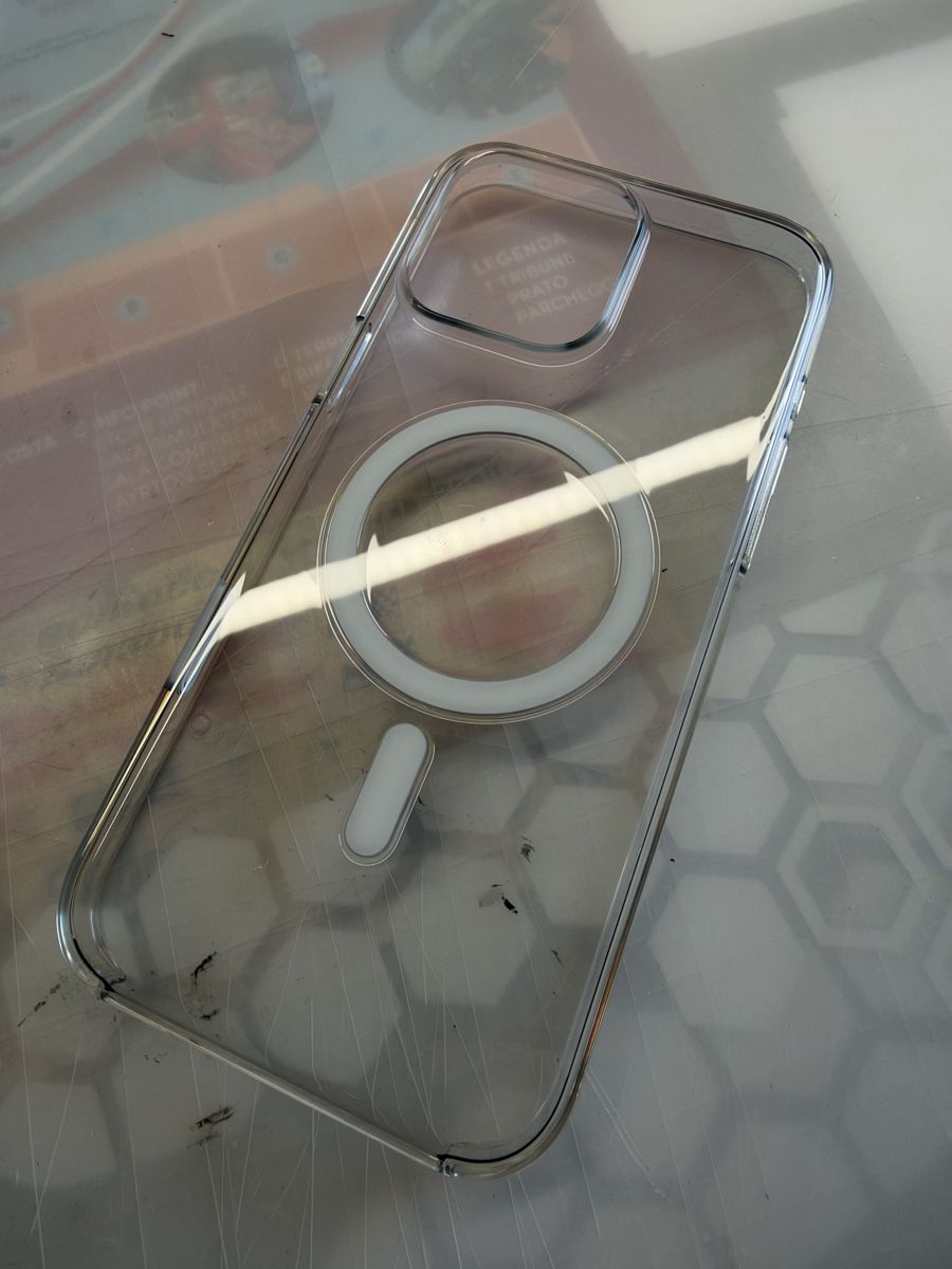 Apple Covers & Schutzfolien: Coque Apple iPhone 16 pro Max – Neu (gemäss Beschreibung) aus Morges von pas_q2n2