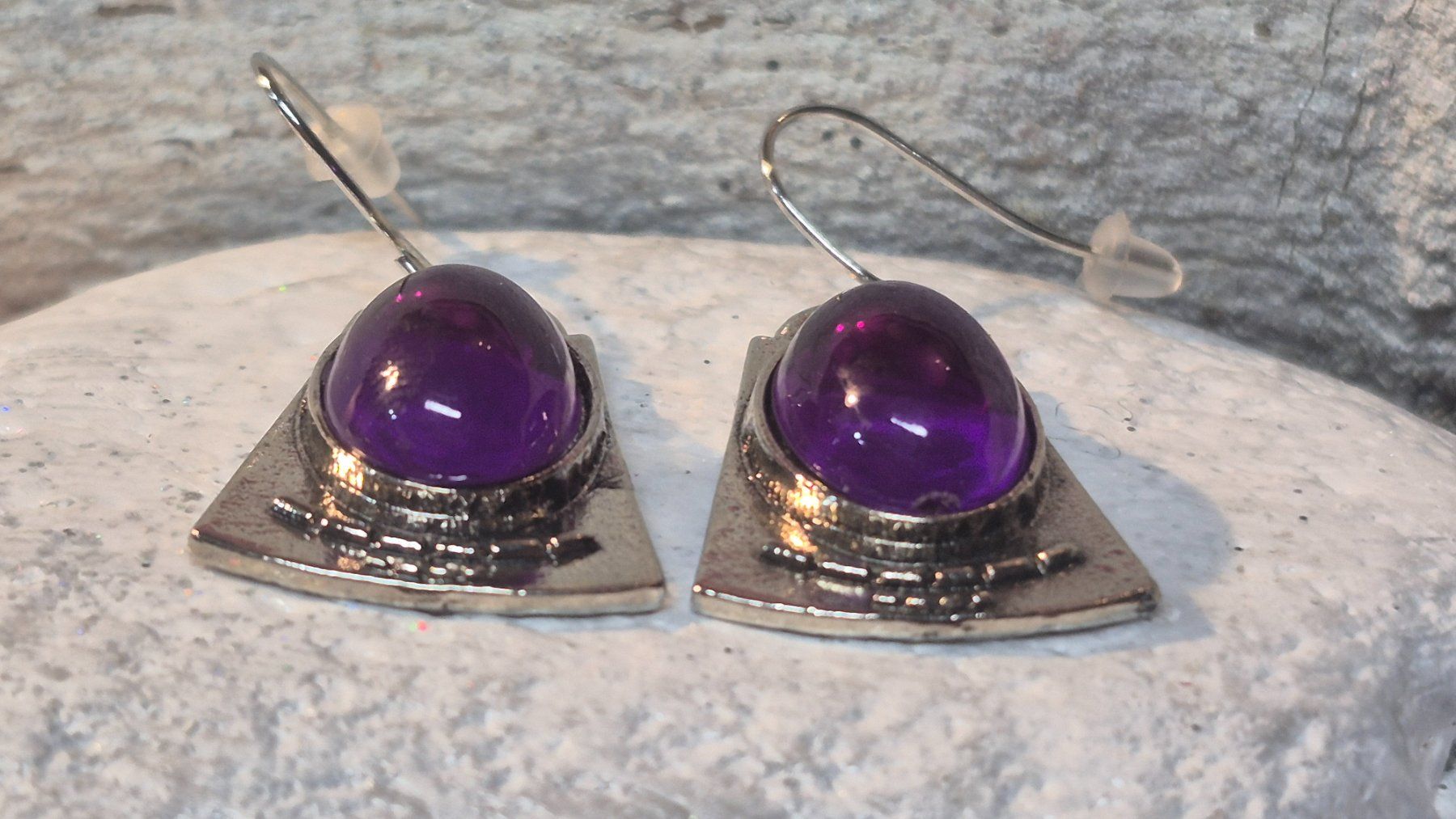Orecchini pendenti & Orecchini a lobo: Orecchini colore argento con pietra viola – Nuovo (secondo la descrizione) da Giubiasco venduto da Stefaniav 8