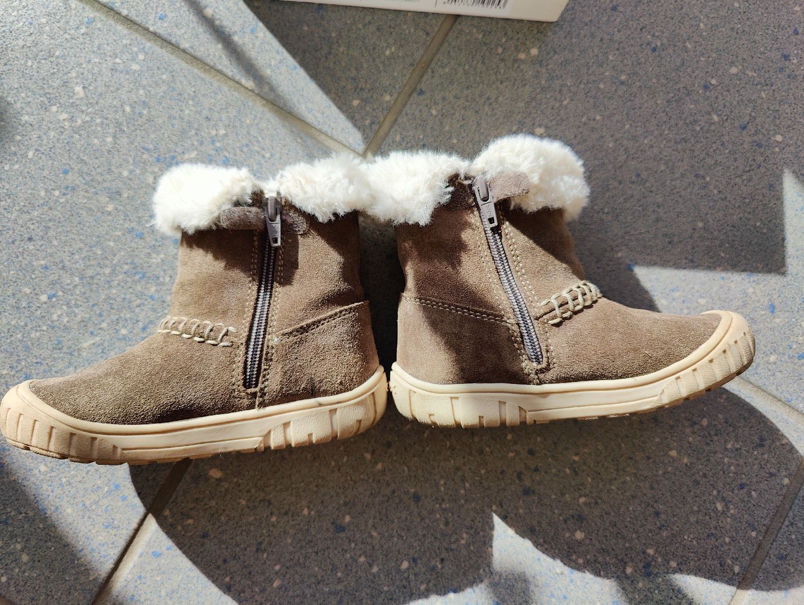 Geox Schuhe für Mädchen: Winterschuhe Geox 24 – Gebraucht aus Bern von linouma 1