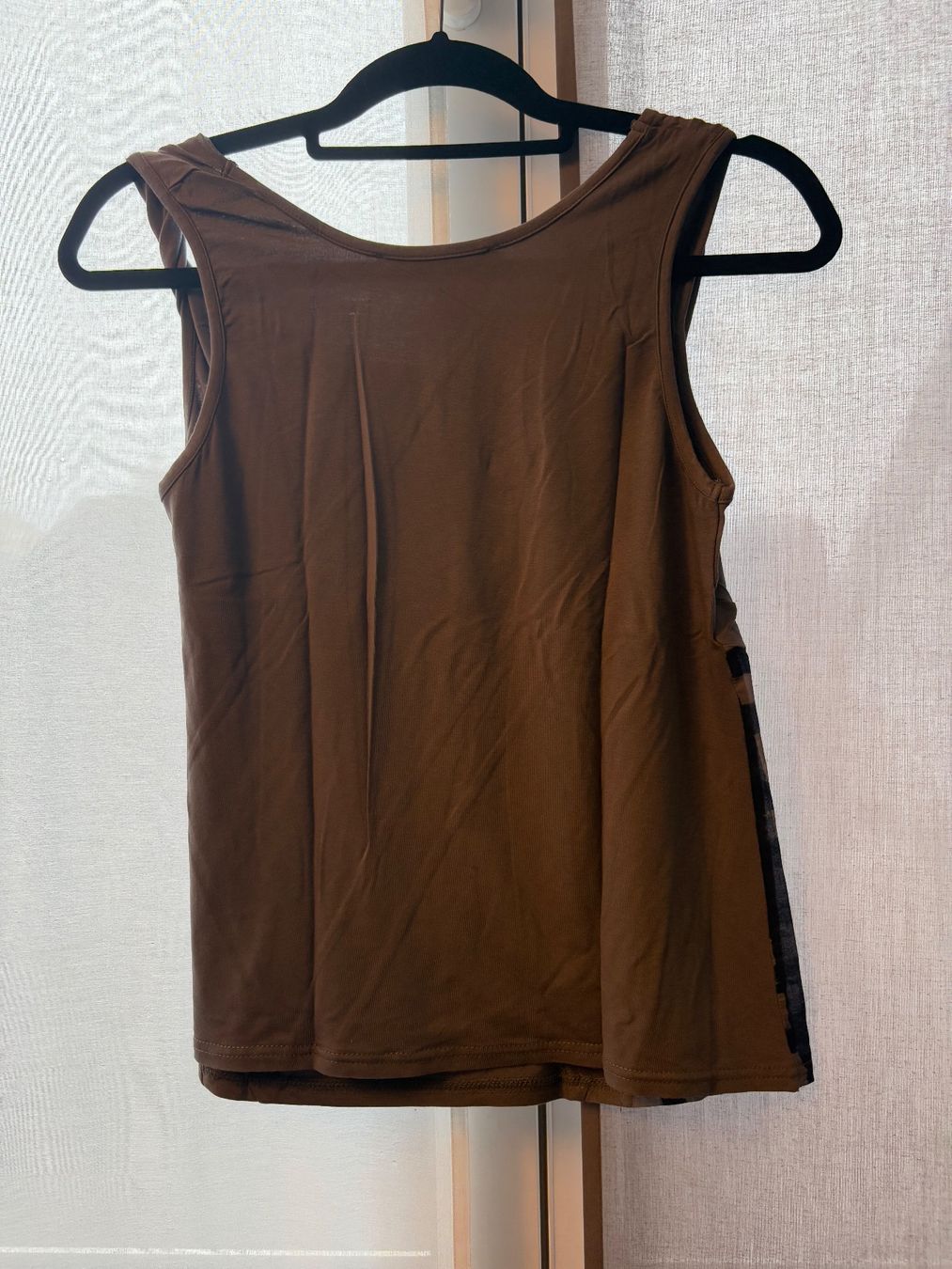 Top: ✨ Top chic gris drapé asymétrique femme T.S – Usato da Lausanne venduto da ine_6c2m 3