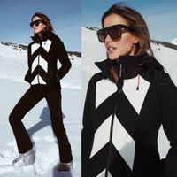 Perfect Moment Ski Set size Medium