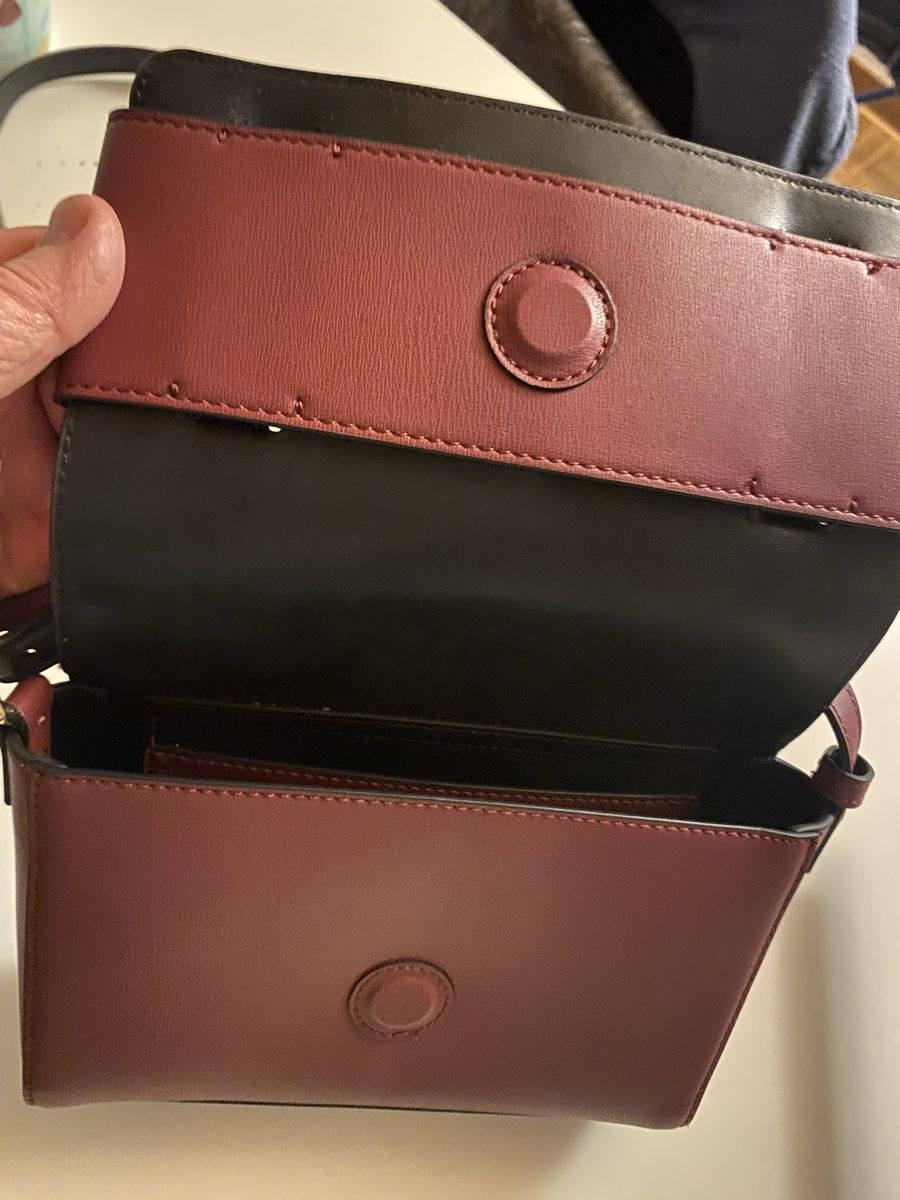 Armani Borse da donna: Armani Exchange Tasche, bordeauxrot – Usato da Hinterkappelen venduto da charlie98 2