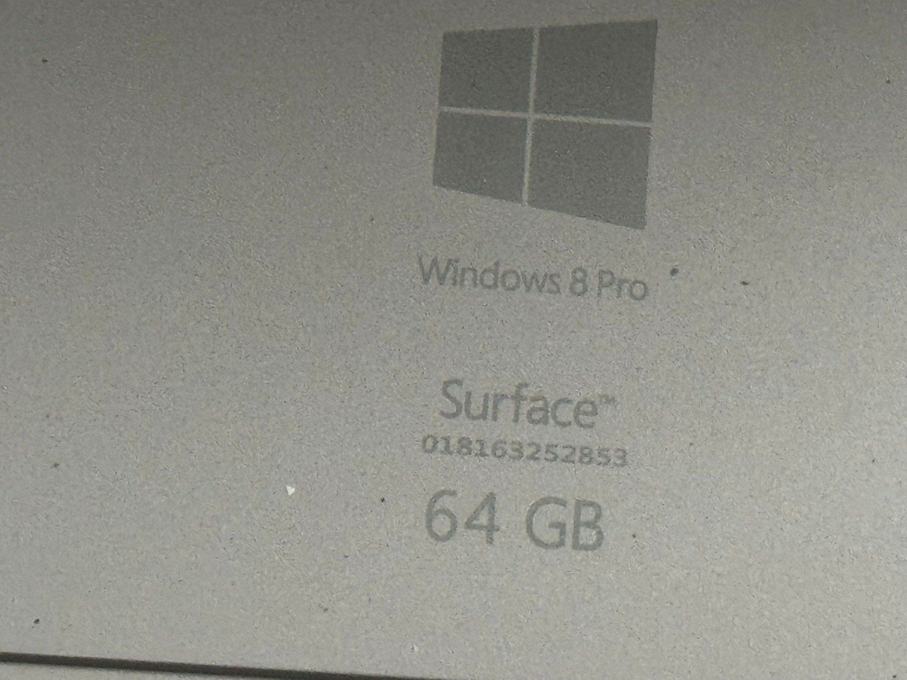 Microsoft Tablet PC: Surface Pro 3 - 64GB !! ungeprüft !! Ab 15CHF!! – Difettoso da Olten venduto da HoYa01 2