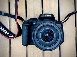 Canon EOS 700D mit 1855 mm Objektiv & Tamrac Kameratasche