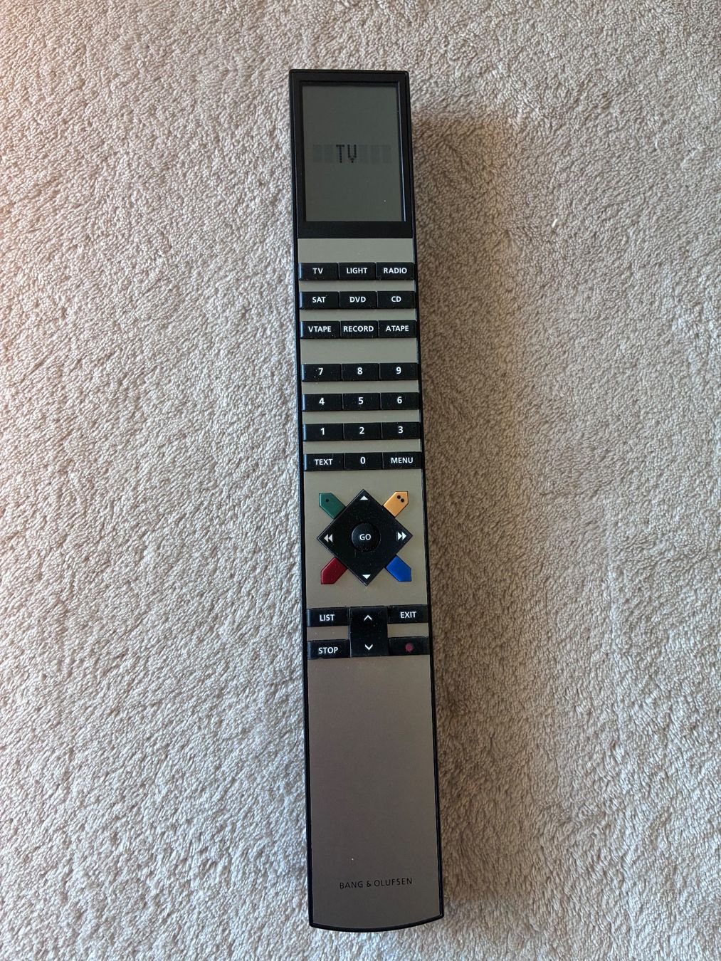 Bang & Olufsen Télécommandes: B&O Beo 4  remote control . – D'occasion à Zürich par HiFiAtelier 1