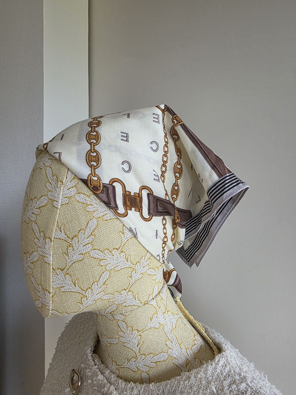Celine Foulard & Sciarpe: CELINE Baumwolltuch 50x50 cm – Nuovo e nell'imballaggio originale da Zürich venduto da LIMAR 4
