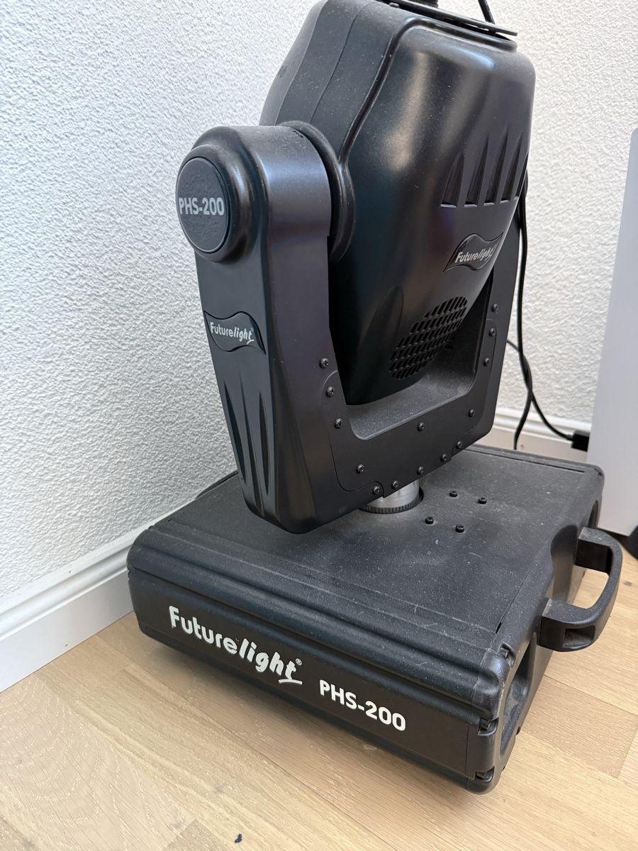 Strumenti musicali: Movieingheads – Usato da Rickenbach SO venduto da k-bau01