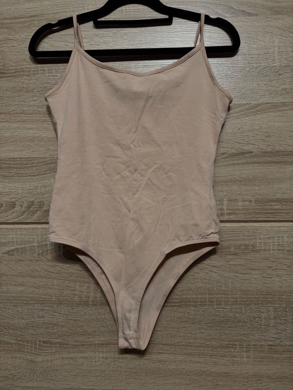Tally Weijl Top: Body rose clair – Usato da Montreux venduto da Izapechee