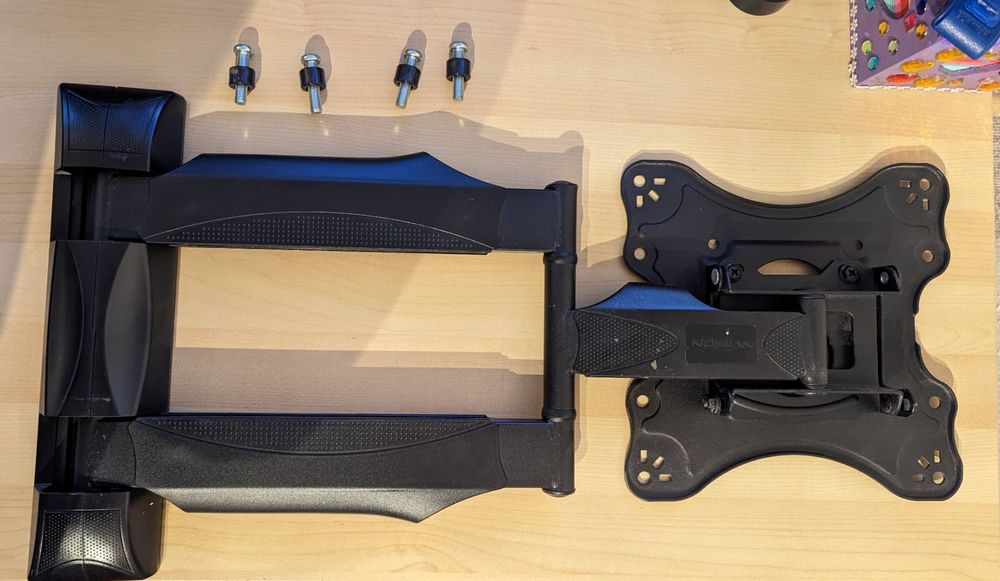 Invision TV Wandhalterung bis 36kg Vesa 100x100 / 200x200 Kaufen auf