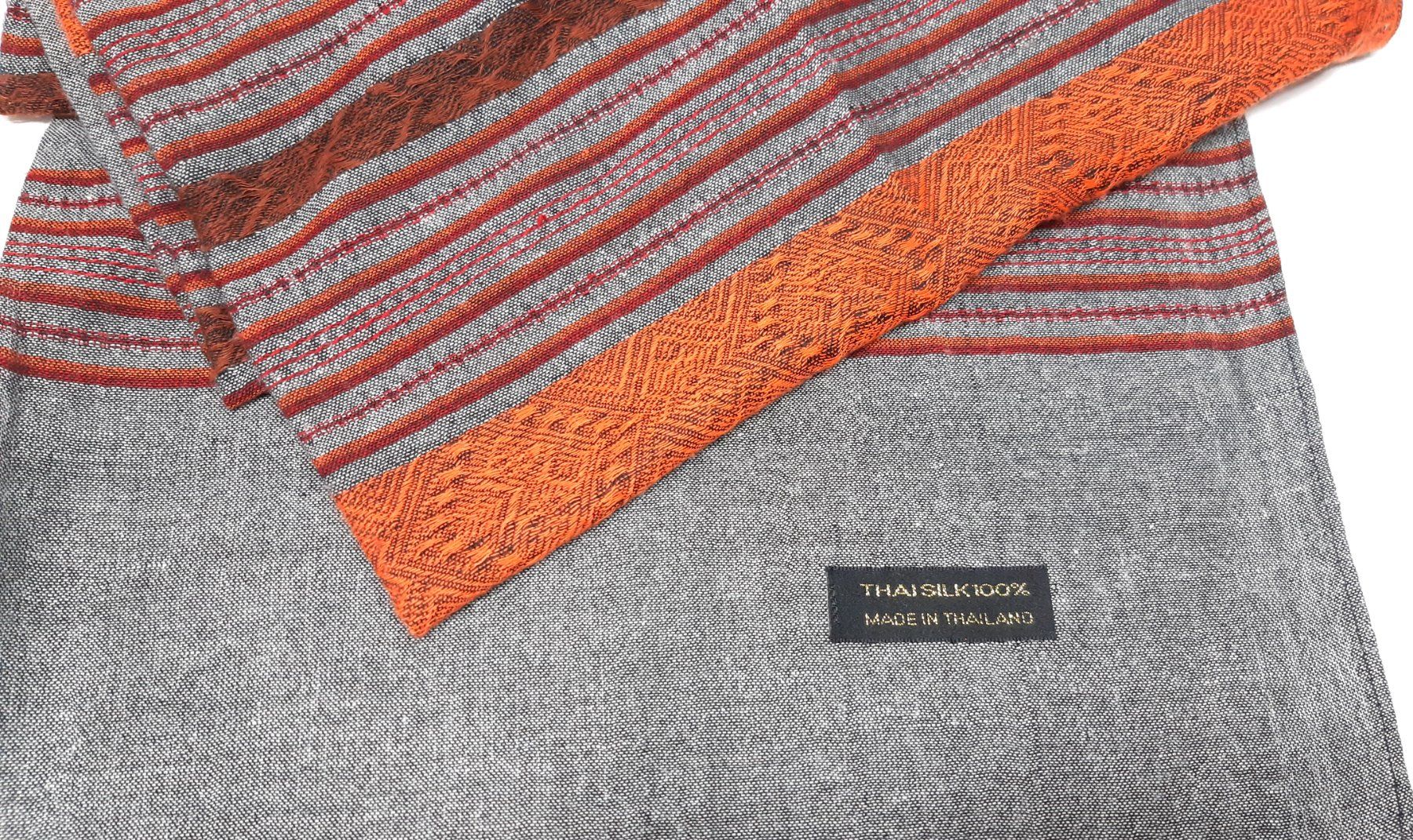 Foulard & Sciarpe: Seidenschal mit Fransen - Echarpe à franges en soie – Nuovo (secondo la descrizione) da Savagnier venduto da Marderuth 1