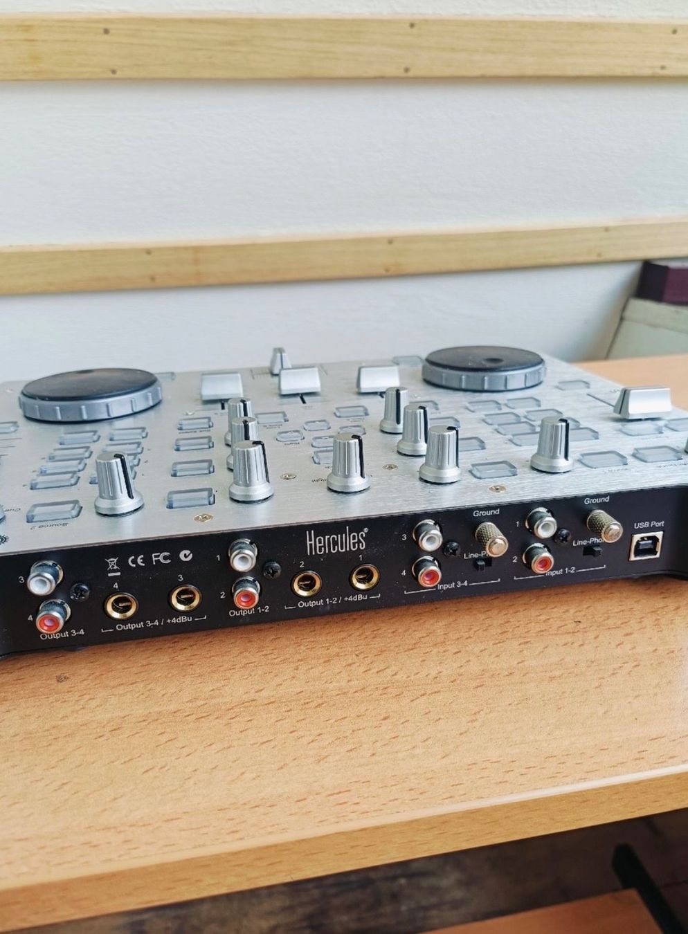 Hercules Console di mixaggio: DJ Console RMX Hercules – Usato da Allschwil venduto da aalesliee 1