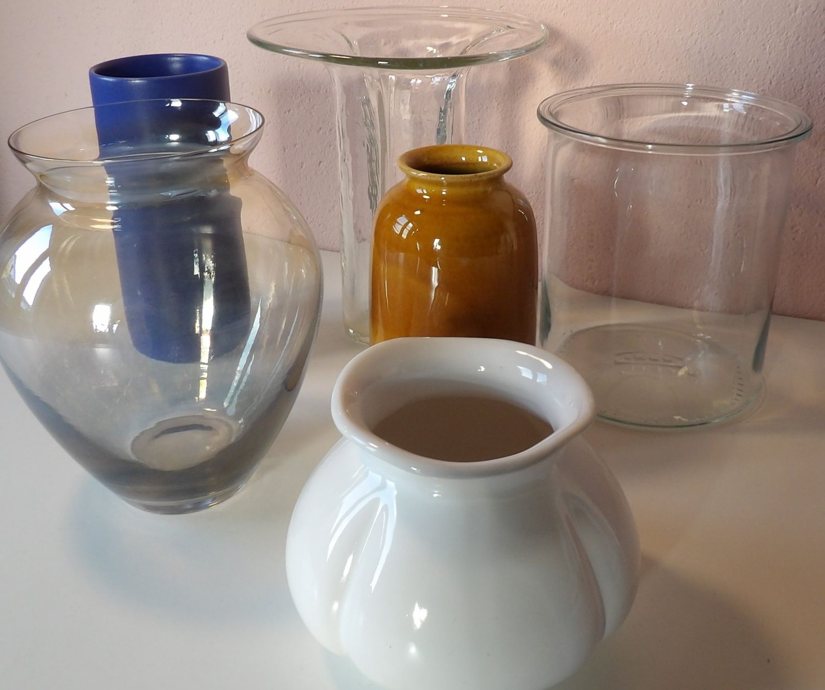 Vasi & Recipienti: 6 Blumenvasen, diverse Formen und Höhen – Usato da Niederlenz venduto da Steff99 2