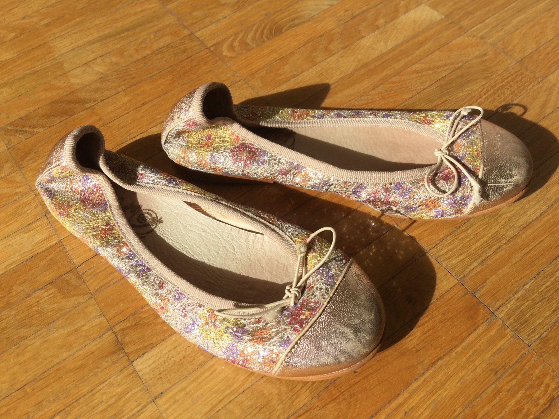 Schuhe für Mädchen: Ballerinas Mädchen, Gr 33 – Gebraucht aus Zürich von VorlonShadow