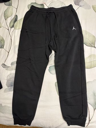 Jordan Hose + Pullover