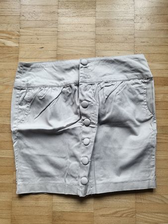 Stradivarius Minirock, Gr. 36, Knöpfe, Top Zustand!